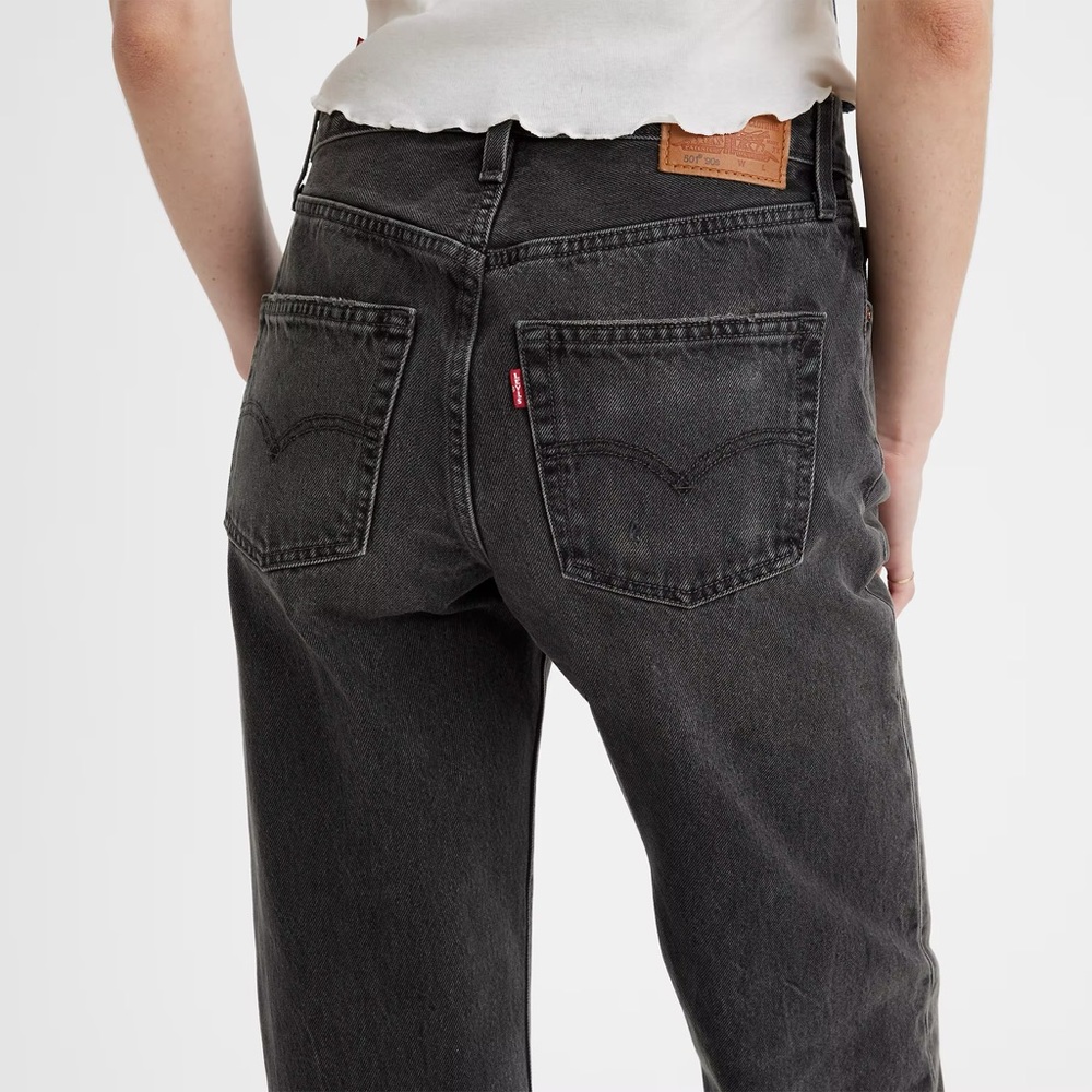 Levi’s 501 90s straight leg washed black jeans